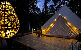 Tent Delhi A B&B In A Luxury Glamping Style